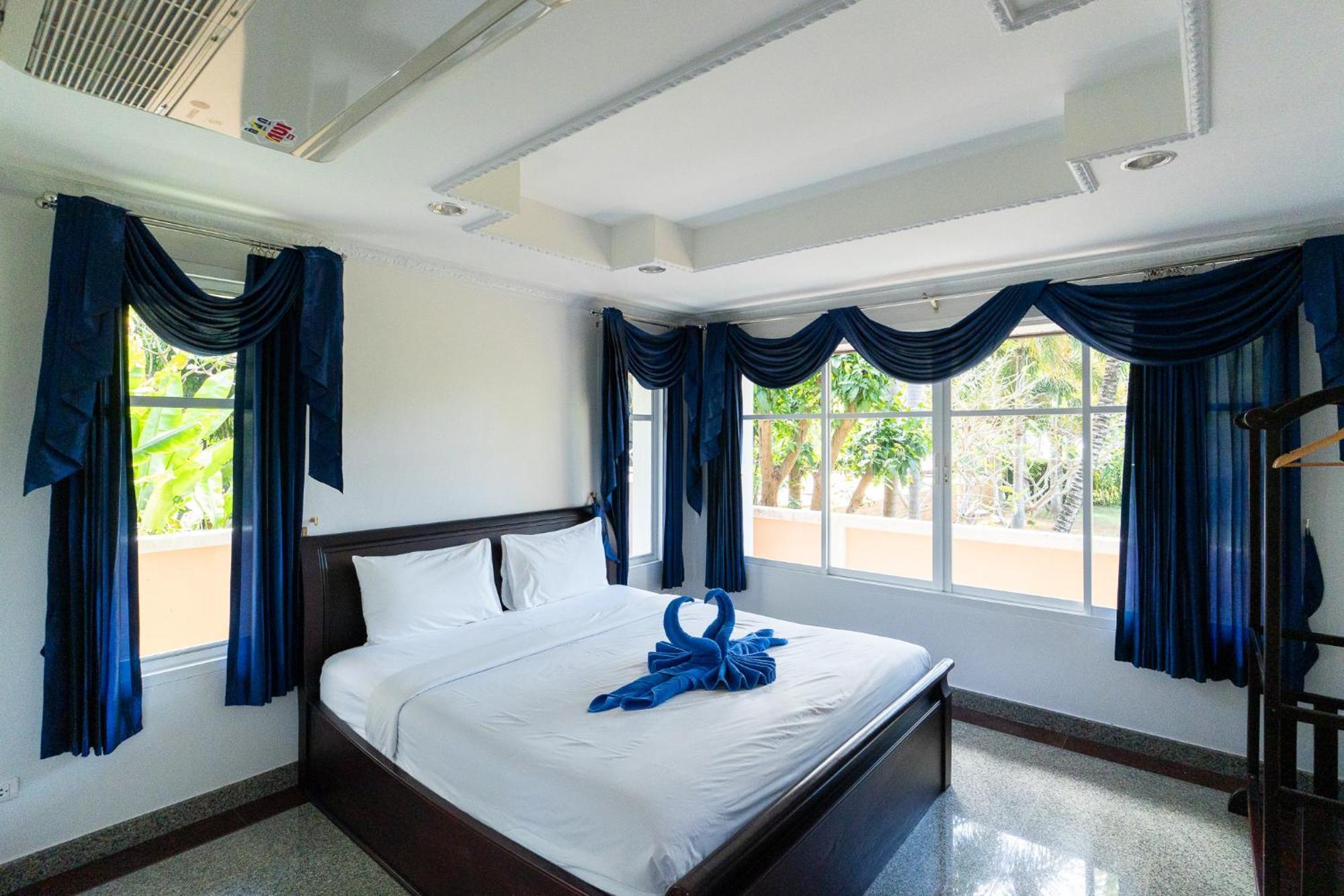Baan Faa Talaychan Resort Chao Lao Beach Exterior foto